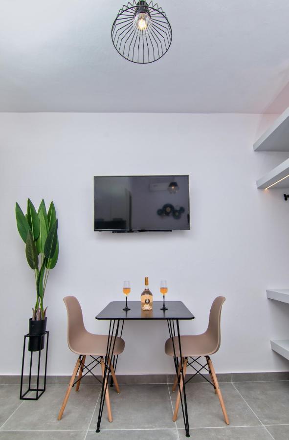 Luxury Apartment In The Center Rhodes City Ngoại thất bức ảnh