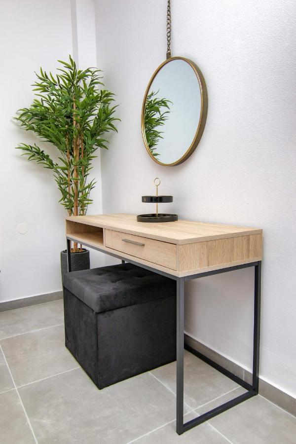 Luxury Apartment In The Center Rhodes City Ngoại thất bức ảnh